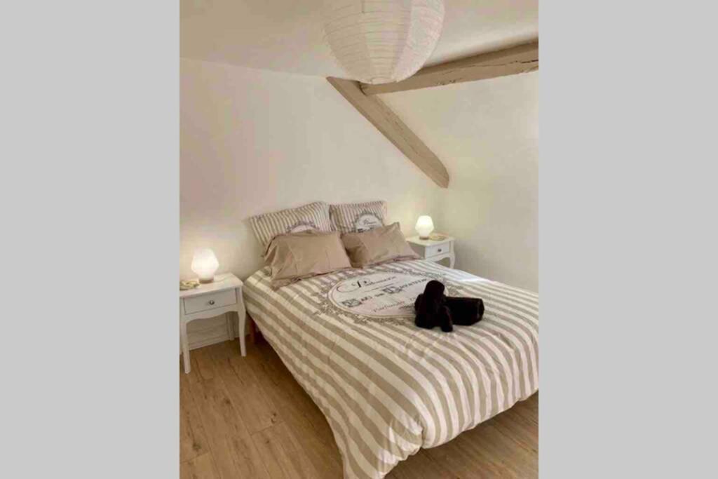 Le Roi Apartment Avranches Bagian luar foto